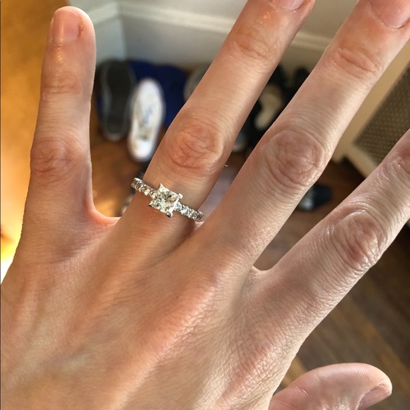 Diamond Ring - Picture 4 of 7